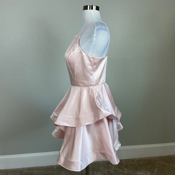 Betsy & Adam Satin Tiered Mini Fit and Flare Cocktail Dress Blush Pink Size 10 - Picture 6 of 13